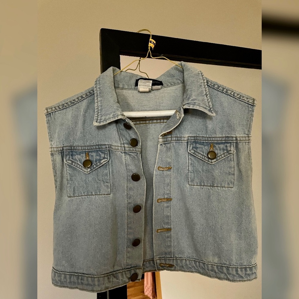 American Apparel denim cropped vest Women’s size medium.